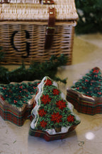 Lata árvore com chocolates