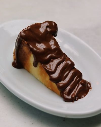 Fatia de Cheesecake c/ Ganache de Chocolate